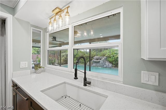 1024 El Mar AVE, Fort Myers, FL 33919
