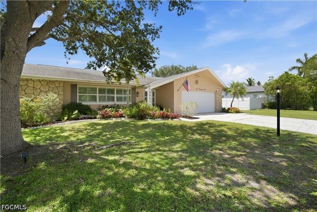 1024 El Mar AVE, Fort Myers, FL 33919