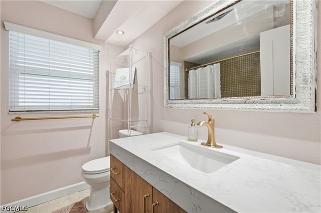 1024 El Mar AVE, Fort Myers, FL 33919