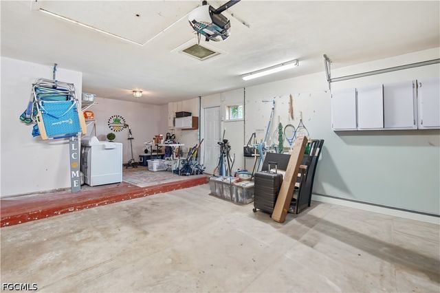 1024 El Mar AVE, Fort Myers, FL 33919