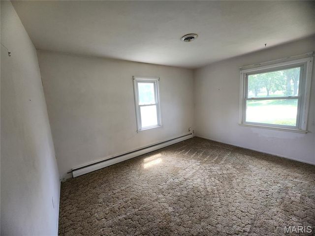 707 Pershing Drive, Warrenton, MO 63383