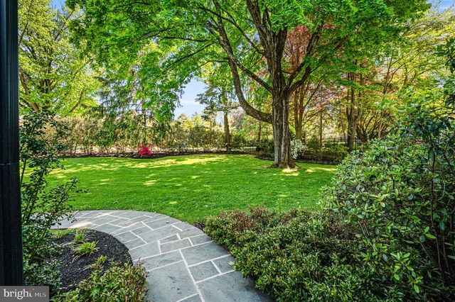 1208 WAVERLY RD, Gladwyne, PA 19035