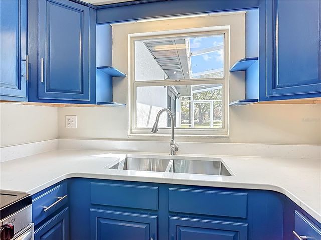 2720 HANDLEY BOULEVARD, Lakeland, FL 33803