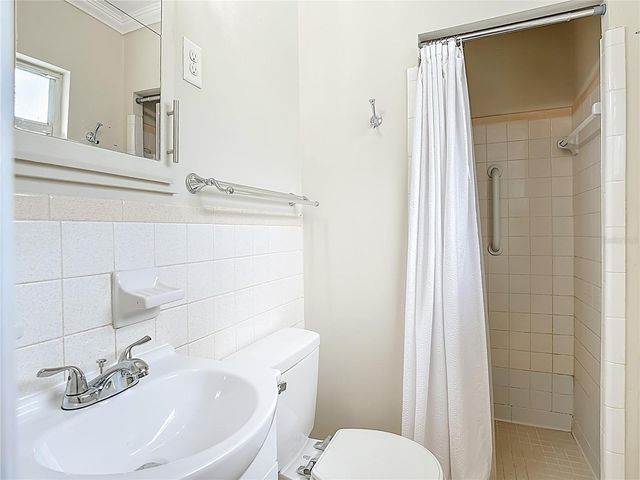 2720 HANDLEY BOULEVARD, Lakeland, FL 33803