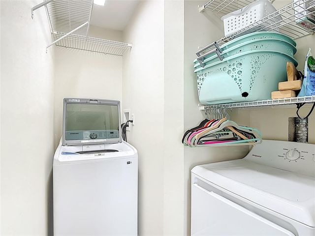 2720 HANDLEY BOULEVARD, Lakeland, FL 33803