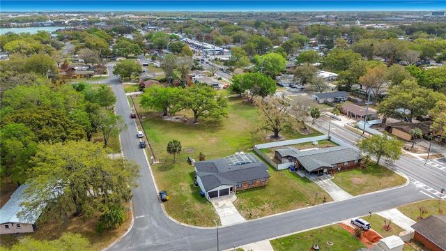 2720 HANDLEY BOULEVARD, Lakeland, FL 33803