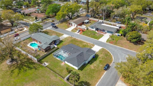 2720 HANDLEY BOULEVARD, Lakeland, FL 33803