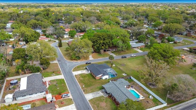 2720 HANDLEY BOULEVARD, Lakeland, FL 33803