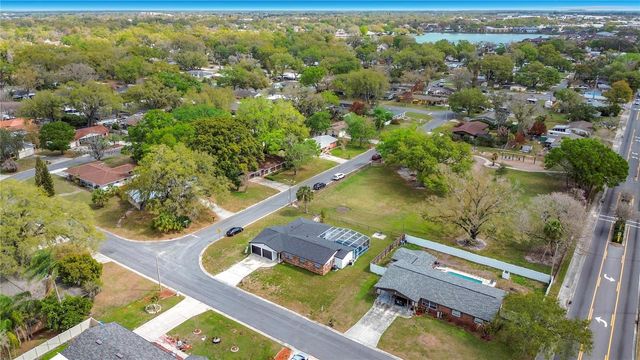 2720 HANDLEY BOULEVARD, Lakeland, FL 33803