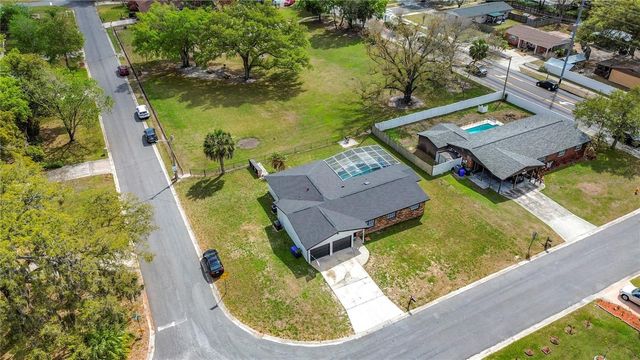 2720 HANDLEY BOULEVARD, Lakeland, FL 33803