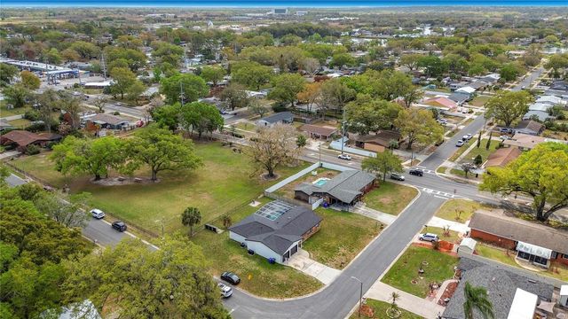 2720 HANDLEY BOULEVARD, Lakeland, FL 33803