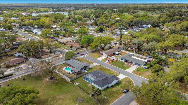 2720 HANDLEY BOULEVARD, Lakeland, FL 33803