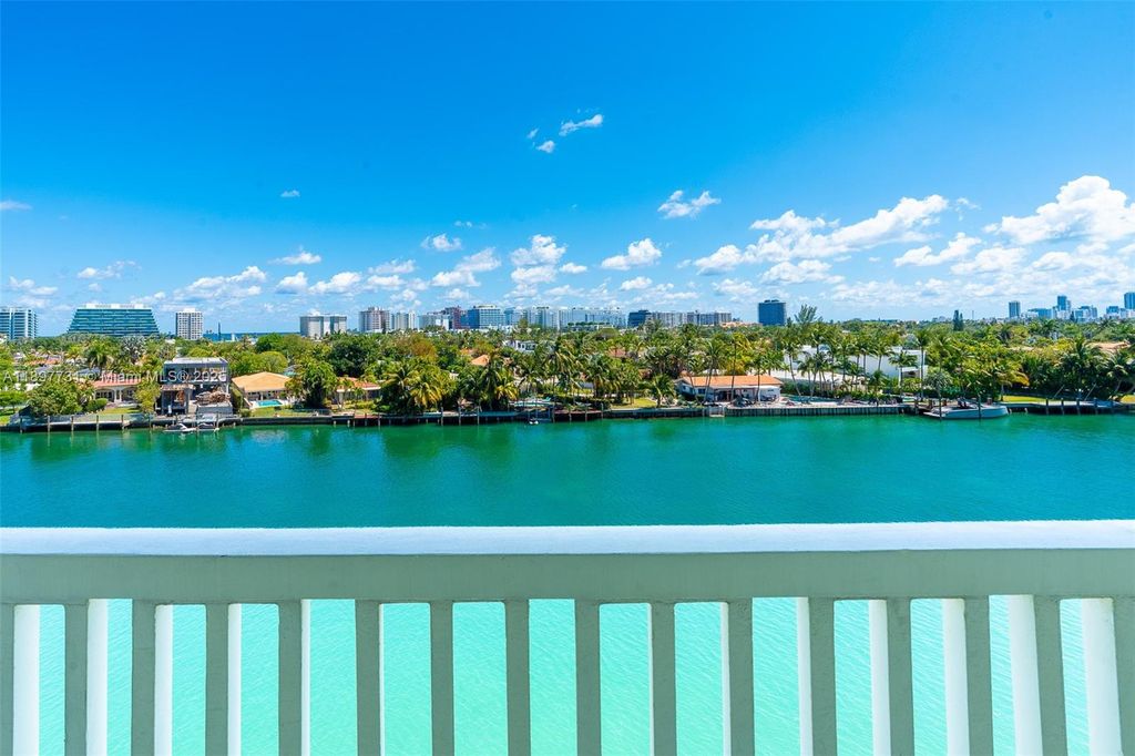 9111 E Bay Harbor Dr 6A, Bay Harbor Islands, FL 33154