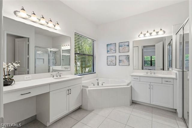 4715 Kensington CIR, Naples, FL 34119