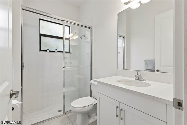 4715 Kensington CIR, Naples, FL 34119