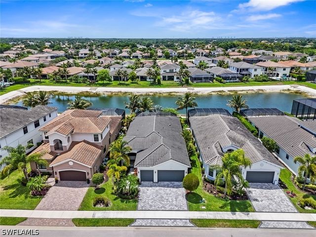 4715 Kensington CIR, Naples, FL 34119
