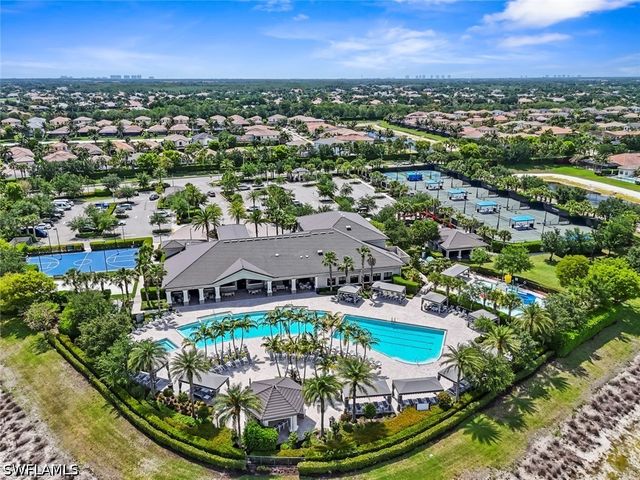 4715 Kensington CIR, Naples, FL 34119