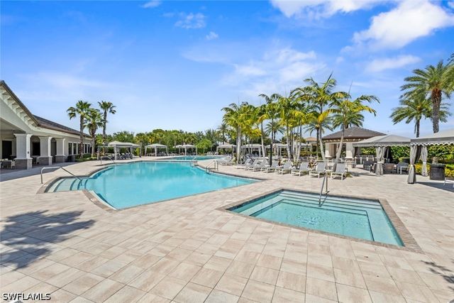 4715 Kensington CIR, Naples, FL 34119