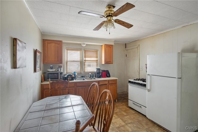 104 Tamarack Street, Salina, NY 13088