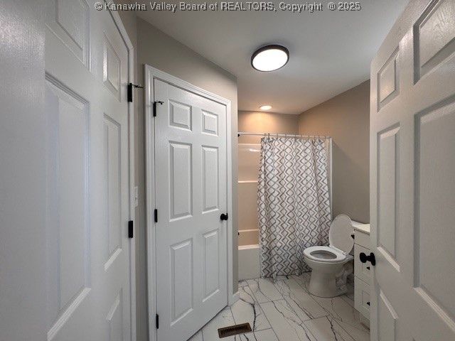 48 Lee Drive, St Albans, WV 25177