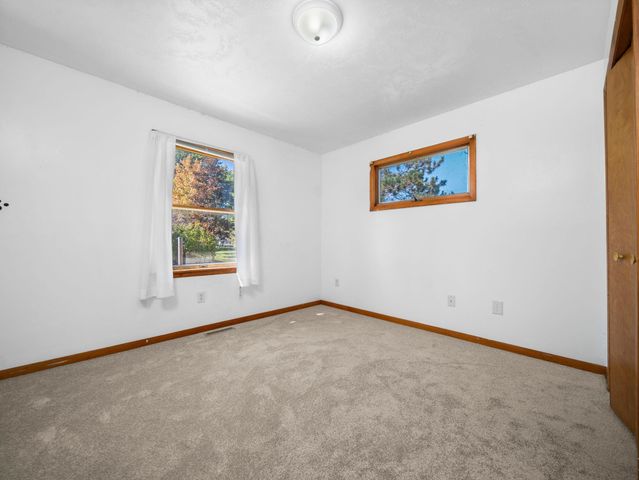 1800 Fairfield Drive, Green Lake Twp, MI 49637