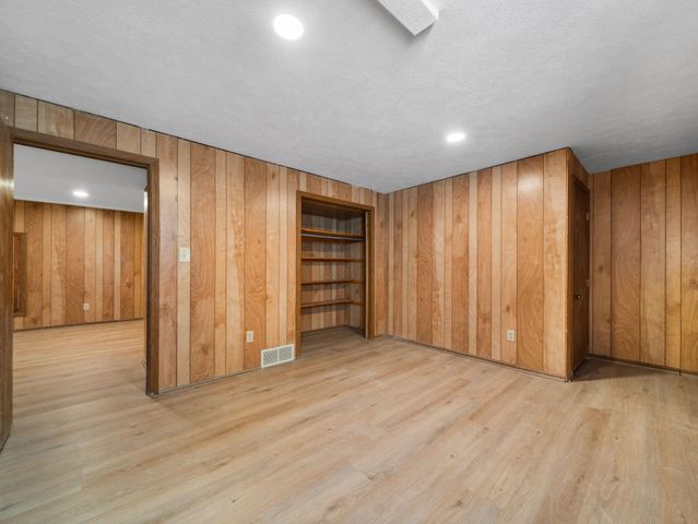 1800 Fairfield Drive, Green Lake Twp, MI 49637