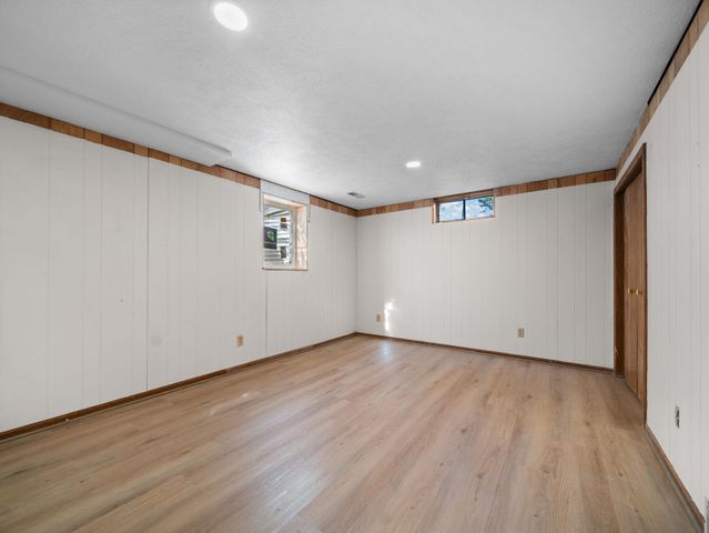 1800 Fairfield Drive, Green Lake Twp, MI 49637