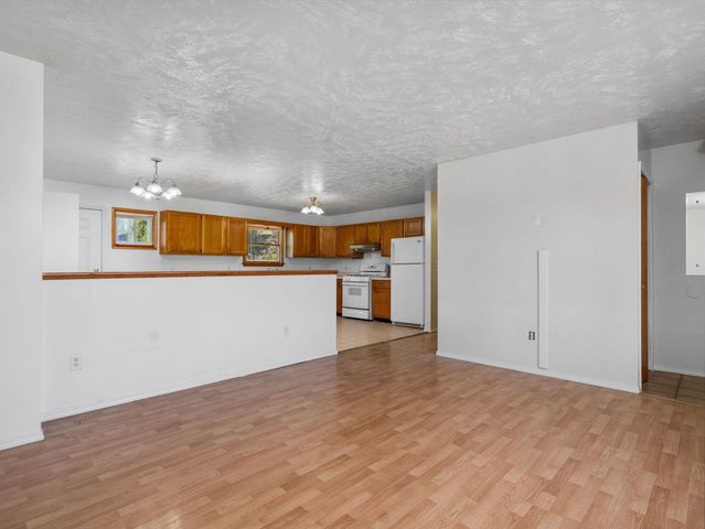 1800 Fairfield Drive, Green Lake Twp, MI 49637