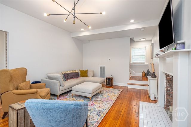 1204 E 33rd Street, Savannah, GA 31404
