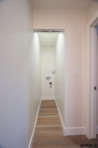 421 Haverford Drive, Lincoln, NE 68510