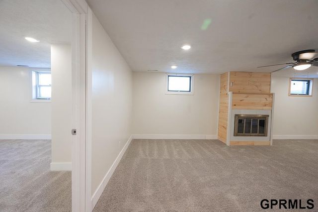 421 Haverford Drive, Lincoln, NE 68510