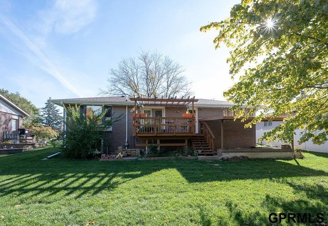 421 Haverford Drive, Lincoln, NE 68510