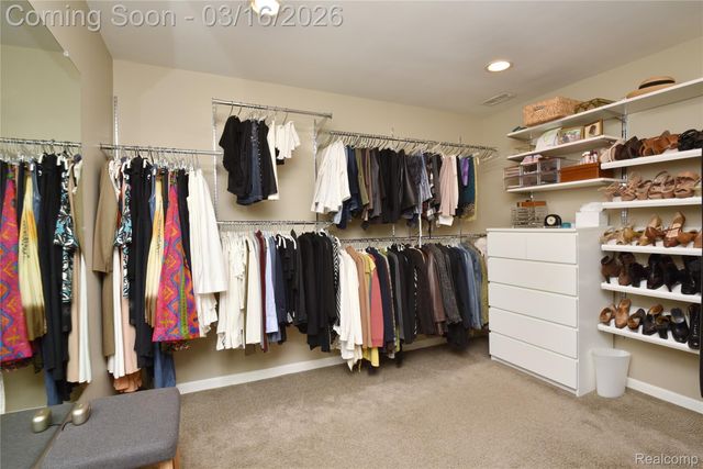 3885 Oakland Drive, Bloomfield Hills, MI 48301