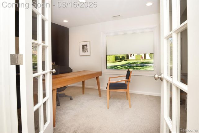 3885 Oakland Drive, Bloomfield Hills, MI 48301