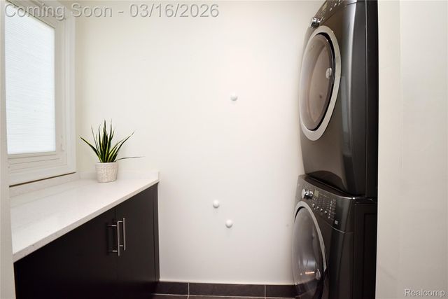 3885 Oakland Drive, Bloomfield Hills, MI 48301