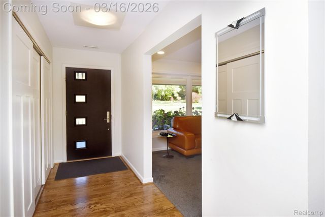 3885 Oakland Drive, Bloomfield Hills, MI 48301