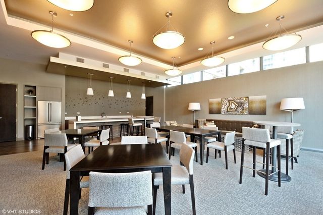 240 E Illinois Street 402, Chicago, IL 60611