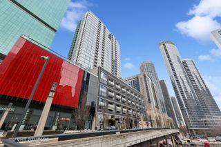 240 E Illinois Street 402, Chicago, IL 60611