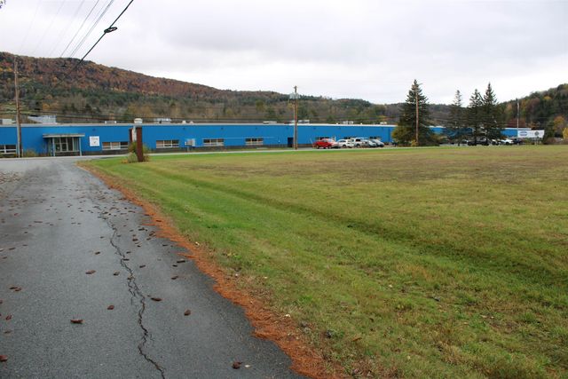 2265 Portland Street, St. Johnsbury, VT 05819