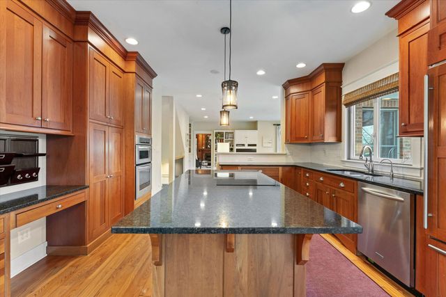 55755 Davis Lane, Dowagiac, MI 49047