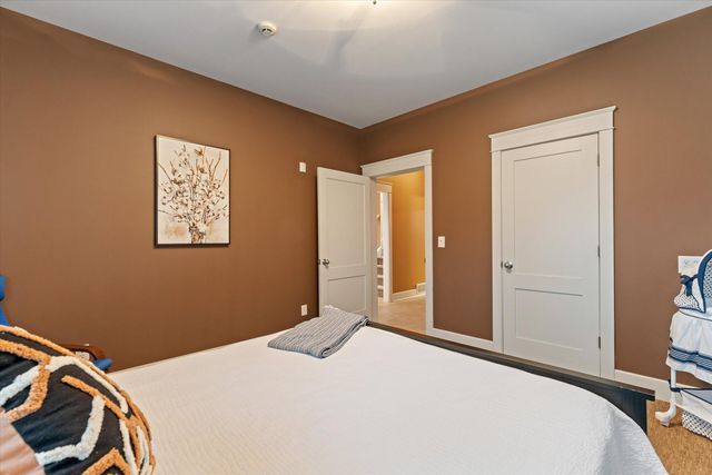 55755 Davis Lane, Dowagiac, MI 49047