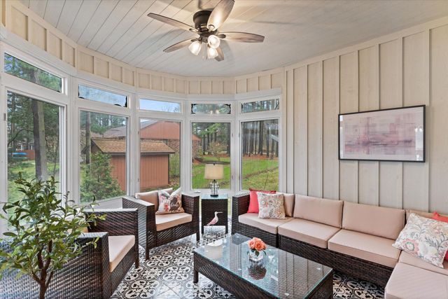 55755 Davis Lane, Dowagiac, MI 49047