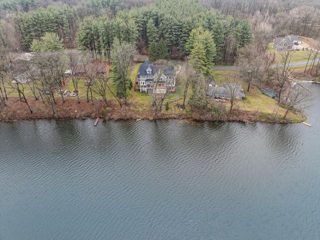 55755 Davis Lane, Dowagiac, MI 49047