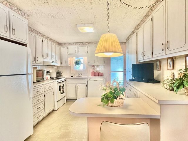 1100 BELCHER ROAD S 605, Largo, FL 33771