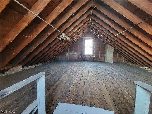 3222 W 115th Street, Cleveland, OH 44111