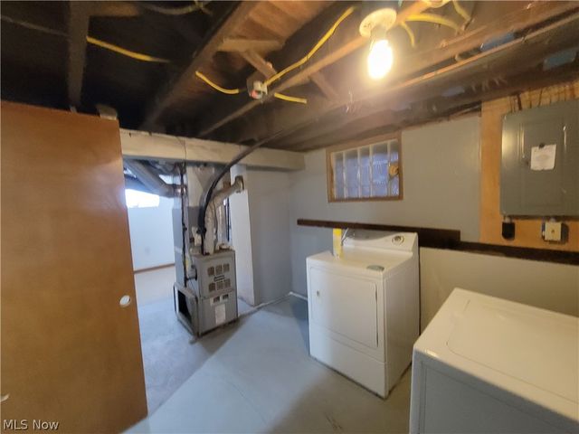 3222 W 115th Street, Cleveland, OH 44111