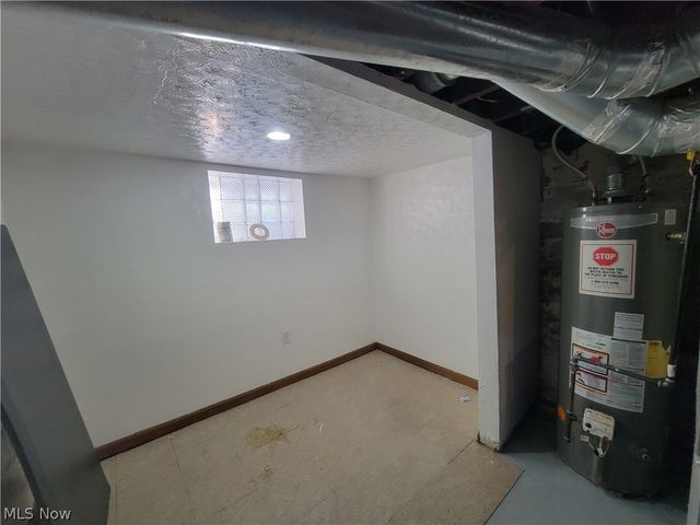 3222 W 115th Street, Cleveland, OH 44111