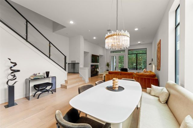 6019 Truro Street, Houston, TX 77007
