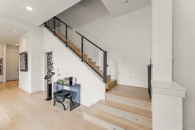 6019 Truro Street, Houston, TX 77007