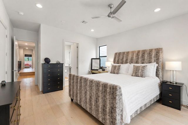 6019 Truro Street, Houston, TX 77007